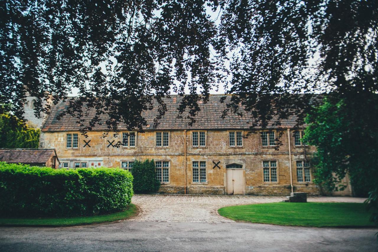 North Cadbury Court Coach Houses Exteriör bild