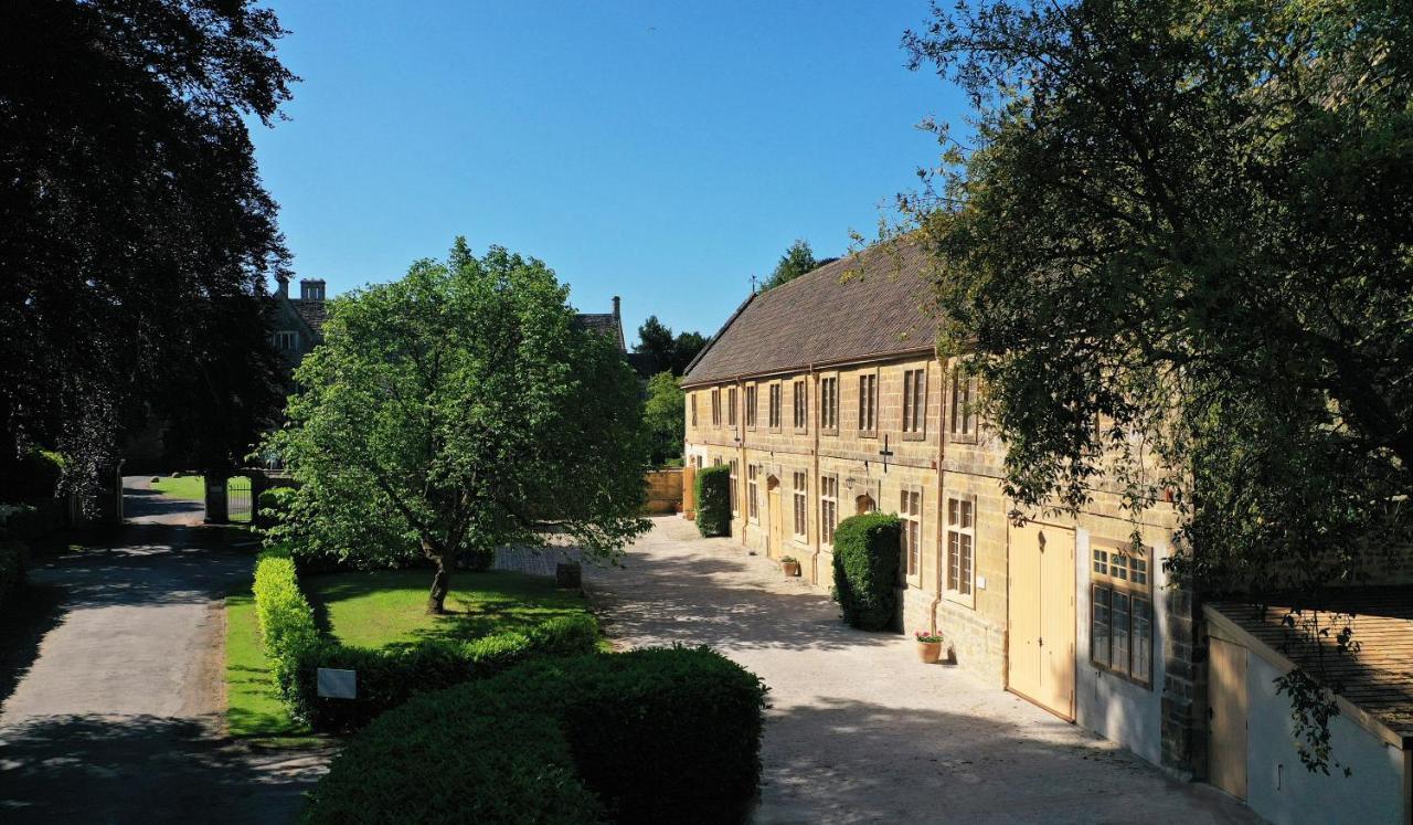 North Cadbury Court Coach Houses Exteriör bild